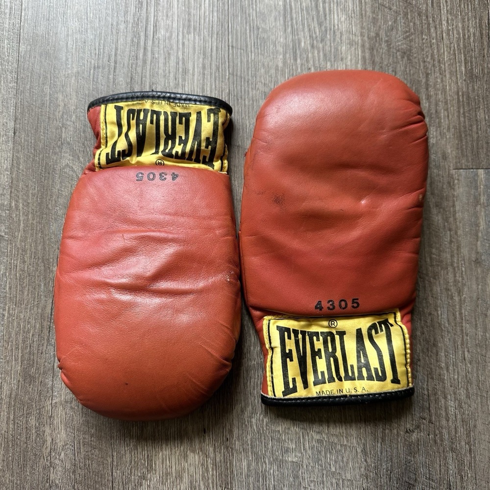Vintage EverLast Leather Red Speed Bag Gloves Pre-Owned 4305 Laceless